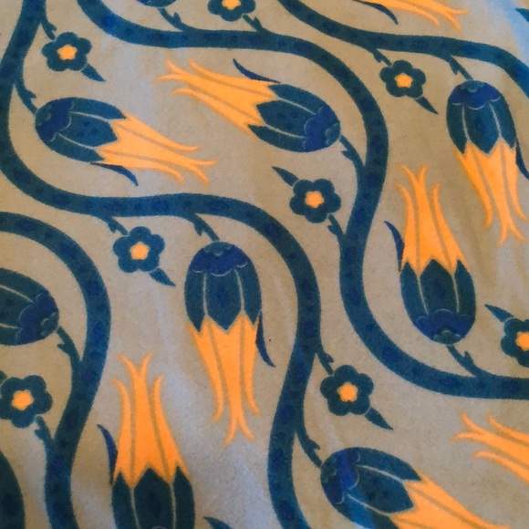 Lularoe TC Leggings - Picture 3 of 3